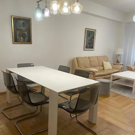 Museum Apartamento *